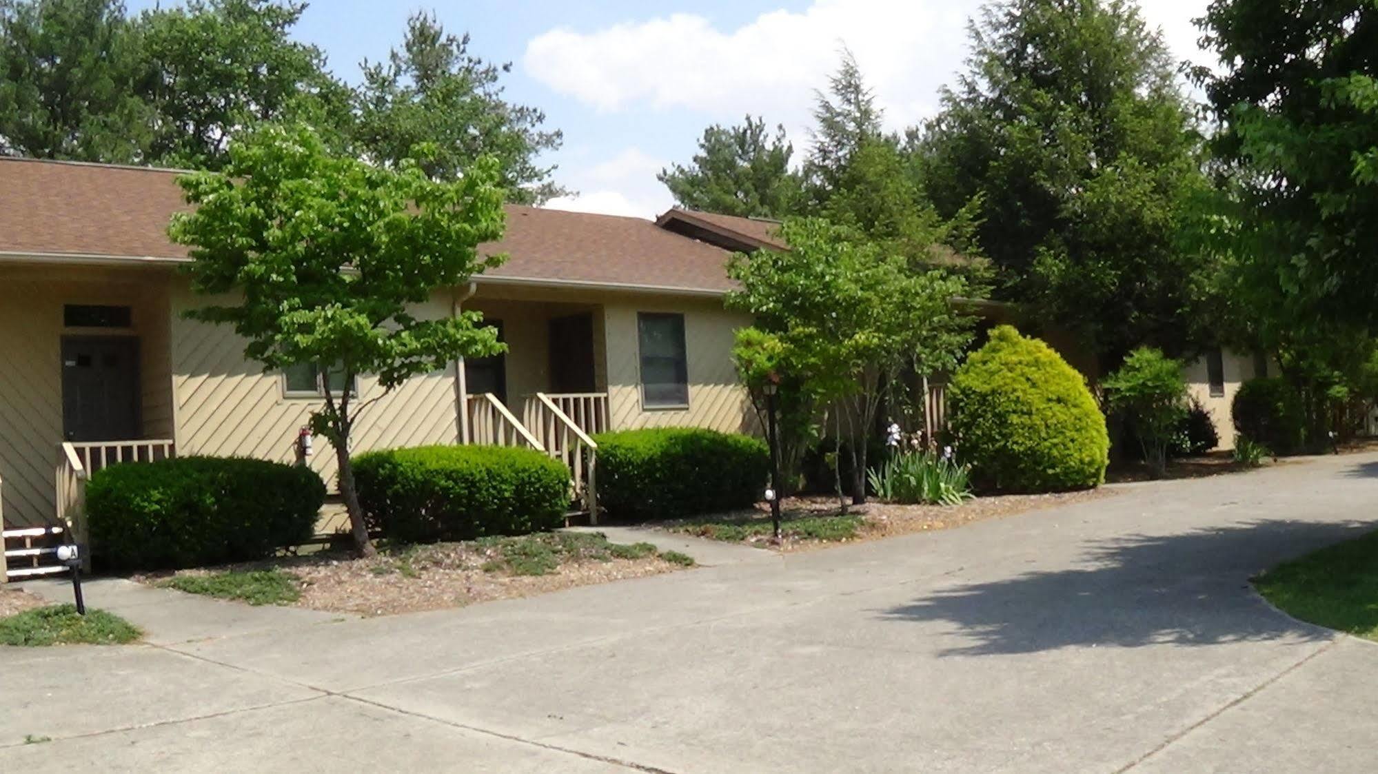 Baneberry Golf And Resort Exterior photo