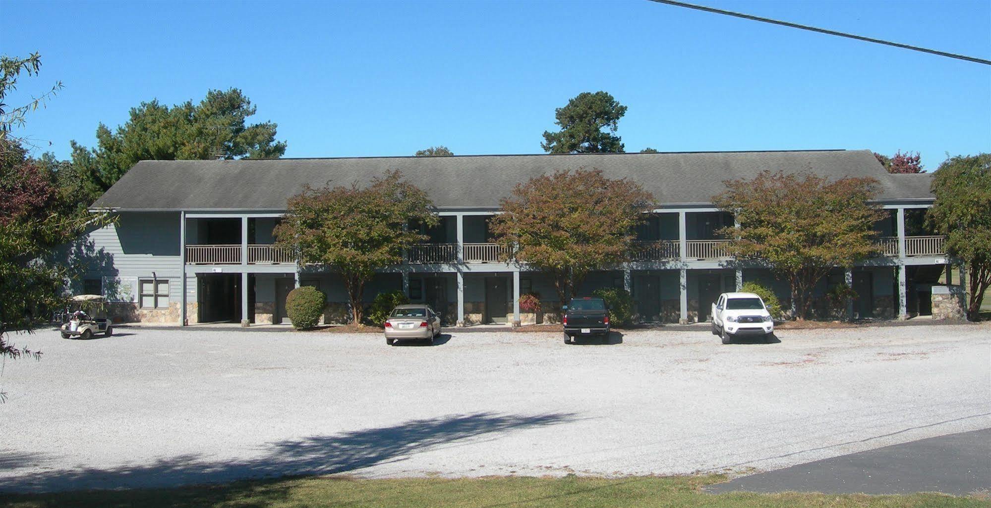 Baneberry Golf And Resort Exterior photo